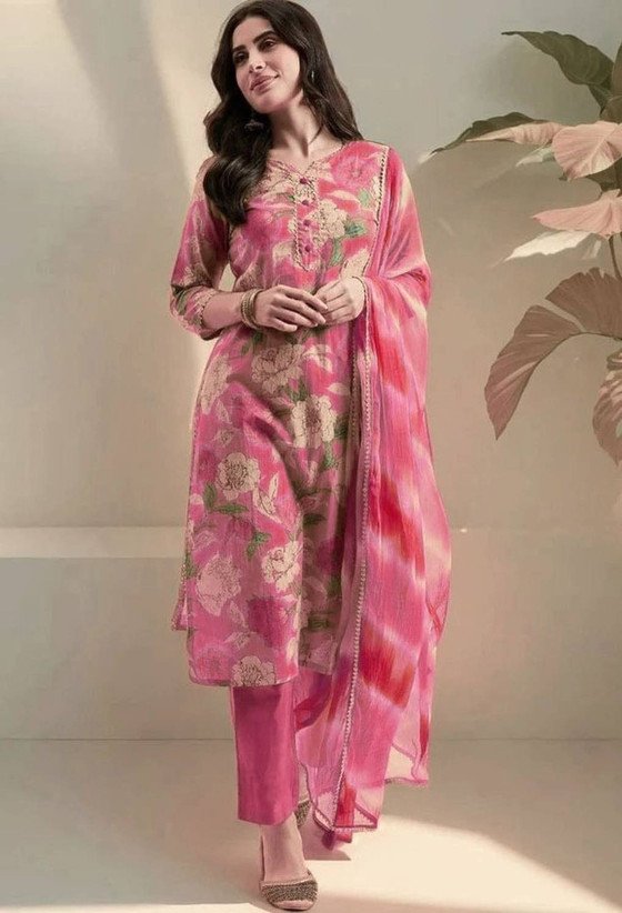 FABUNNA COTTON Women Viscose Rayon Kurta Pant Dupatta Set
